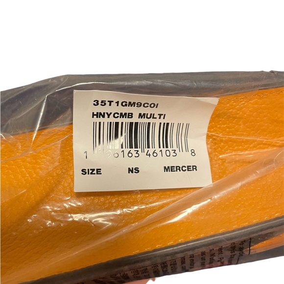 Michael Kors Mercer Shopper Tote XS Logo and Leather Crossbody SO Honeyc… - Picture 9 of 9